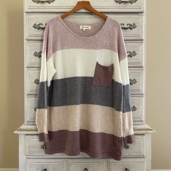 Vici Sweaters - Vici Colorblock Sweater